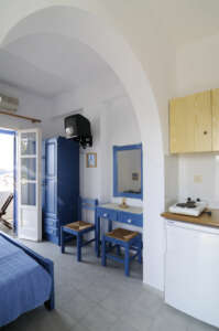 Pandora Naoussa Paros accommodation